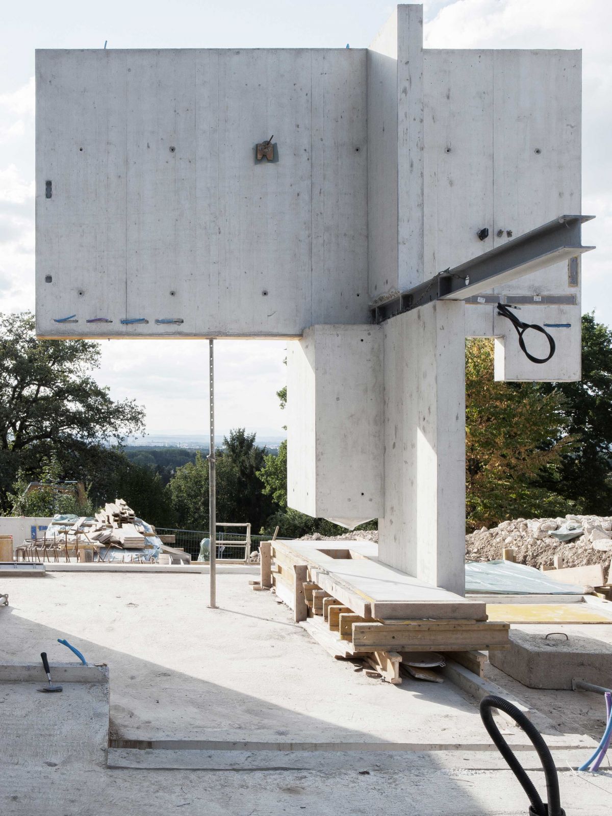 raeber_frenzel_betonelement_frei