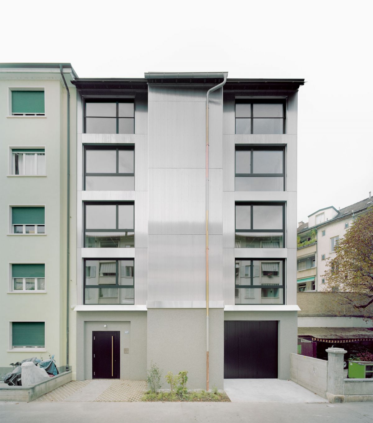 01_Erfinger107_Ostfassade_Offen_Lukas_Raeber_Architekten_%C2%A9Rasmus_Norlander