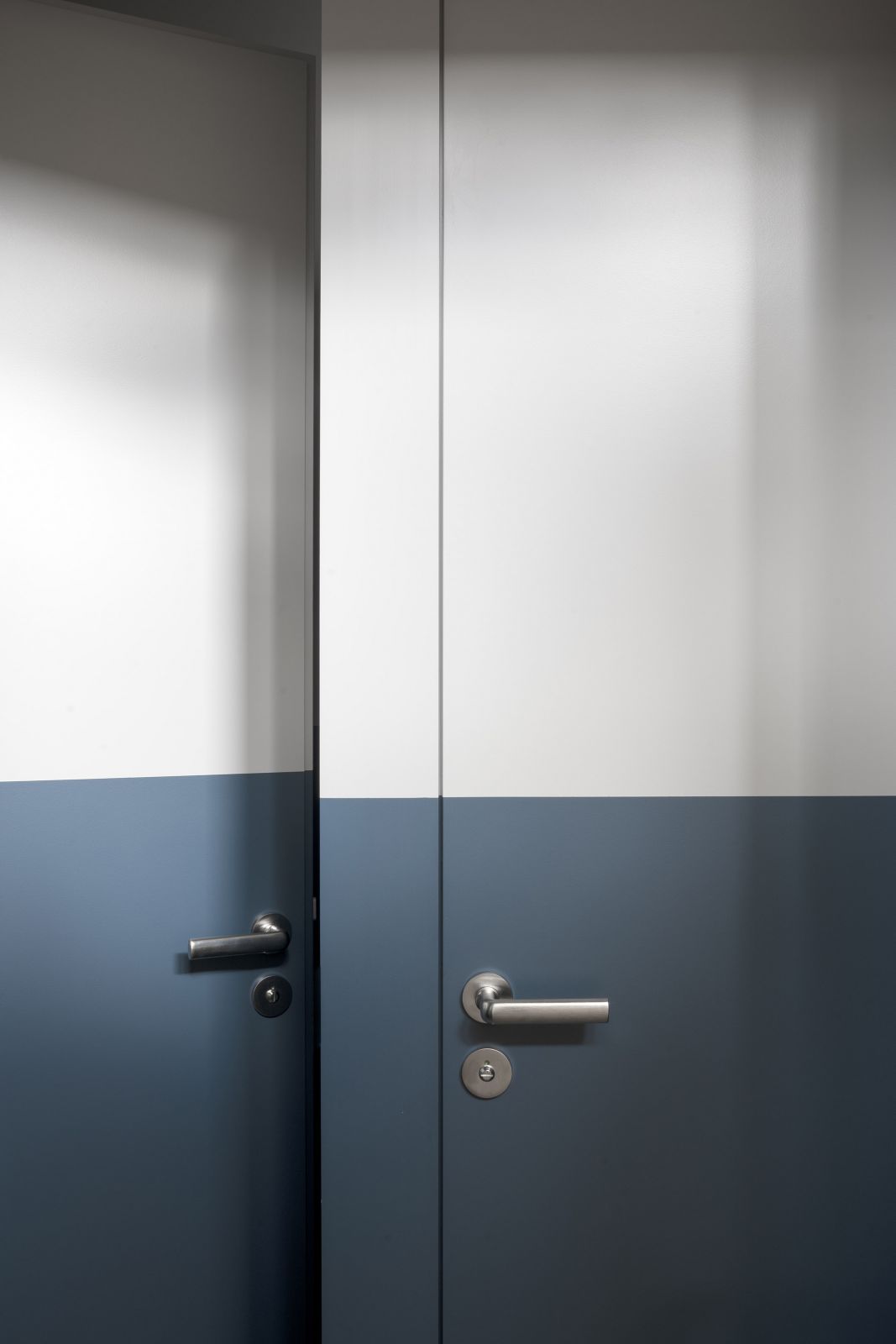 24_Verkehrsgarten_Toiletten_innen_Lukas_Raeber_Architekten_%C2%A9Geraldine_Recker_1