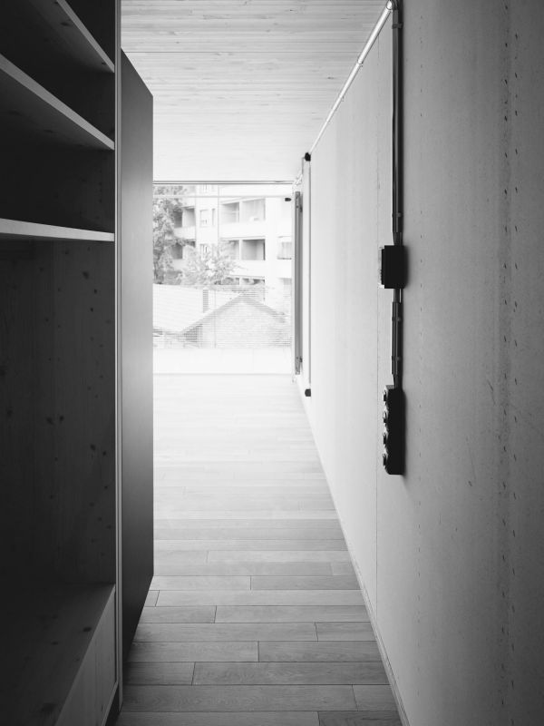 15_Erfinger107_Eingangsbereich_Garderobe_Lukas_Raeber_Architekten_%C2%A9Rasmus_Norlander