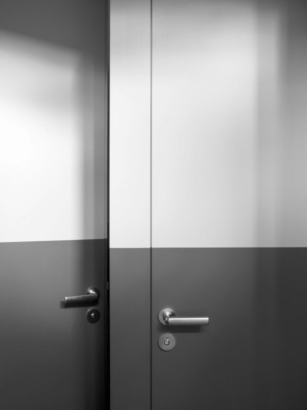 24_Verkehrsgarten_Toiletten_innen_Lukas_Raeber_Architekten_%C2%A9Geraldine_Recker_1
