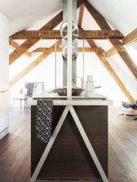 Neue Wohnung - alter Dachstock lukasraeber_frob_hanging_furniture